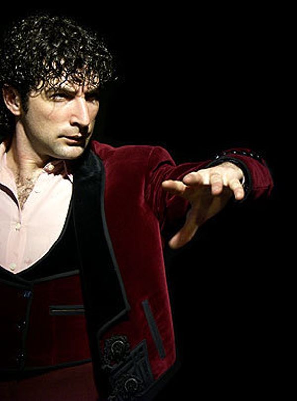 Direct from Cordoba, Angel Muñoz comes to Los Angeles for two evenings of fiery Flamenco dance! 1