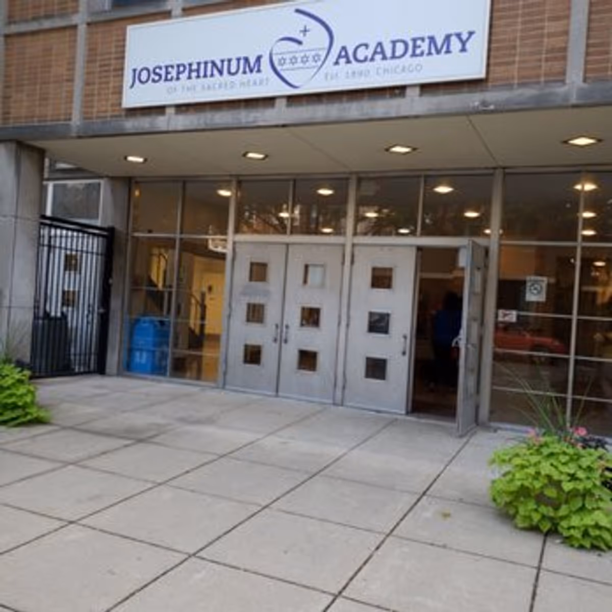 WHERE A MULTIRACIAL, STUDENT-PERFORMED, REVIVAL OF "MY FAIR LADY" WAS STAGED!: As a guest student actor of The Drama Dept. of Josephinum High School For Girls ( where he previously appeared in 1974 as Frank and The Father in a stage adaptation of Daniel Keyes' "Flowers For Algernon" and in early 1976 as Motel Kamzoil the Jewish-Russian tailor in Bock and Harnick's acclaimed musical "Fiddler On The Roof" ) in the Wicker Park area of Chicago, Darryl Maximilian Robinson appeared as Professor Henry Higgins opposite Sandra Gonzalez as Eliza Dolittle, David Allan Clarke as Alfred P. Dolittle, Robert Dubiel as Col. Hugh Pickering, Amy Munoz as Mrs. Higgins and very talented actor / singer / dancer and future television star Don Franklin ( of ABC's "The Young Riders" and NBC's "Sea Quest" ) as Freddy Ensford-Hill in skilled and caring Director Sister Mary Henry Cornille's December 1976 20th Anniversary revival staging of Lerner and Lowe's "My Fair Lady". WHERE A MULTIRACIAL, STUDENT-PERFORMED, REVIVAL OF "MY FAIR LADY" WAS STAGED!: As a guest student actor of The Drama Dept. of Josephinum High School For Girls ( where he previously appeared in 1974 as Frank and The Father in a stage adaptation of Daniel Keyes' "Flowers For Algernon" and in early 1976 as Motel Kamzoil the Jewish-Russian tailor in Bock and Harnick's acclaimed musical "Fiddler On The Roof" ) in the Wicker Park area of Chicago, Darryl Maximilian Robinson appeared as Professor Henry Higgins opposite Sandra Gonzalez as Eliza Dolittle, David Allan Clarke as Alfred P. Dolittle, Robert Dubiel as Col. Hugh Pickering, Amy Munoz as Mrs. Higgins and very talented actor / singer / dancer and future television star Don Franklin ( of ABC's "The Young Riders" and NBC's "Sea Quest" ) as Freddy Ensford-Hill in skilled and caring Director Sister Mary Henry Cornille's December 1976 20th Anniversary revival staging of Lerner and Lowe's "My Fair Lady".