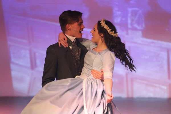 Young Ebenezer Scrooge (Seth Nelson) and Isabel (Angeleen Dewitt).

 1