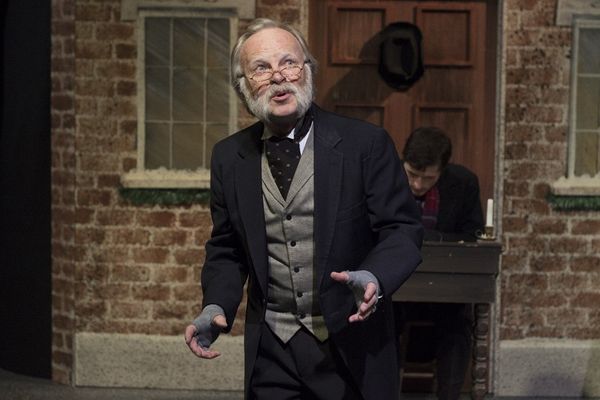 Photos by Grace Becker. Mr. Scrooge runs through December 27, 2016. www.columbuschildrenstheatre.org/mr-scrooge 2