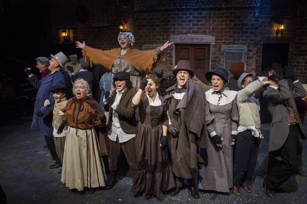 Photos by Grace Becker. Mr. Scrooge runs through December 27, 2016. www.columbuschildrenstheatre.org/mr-scrooge 3