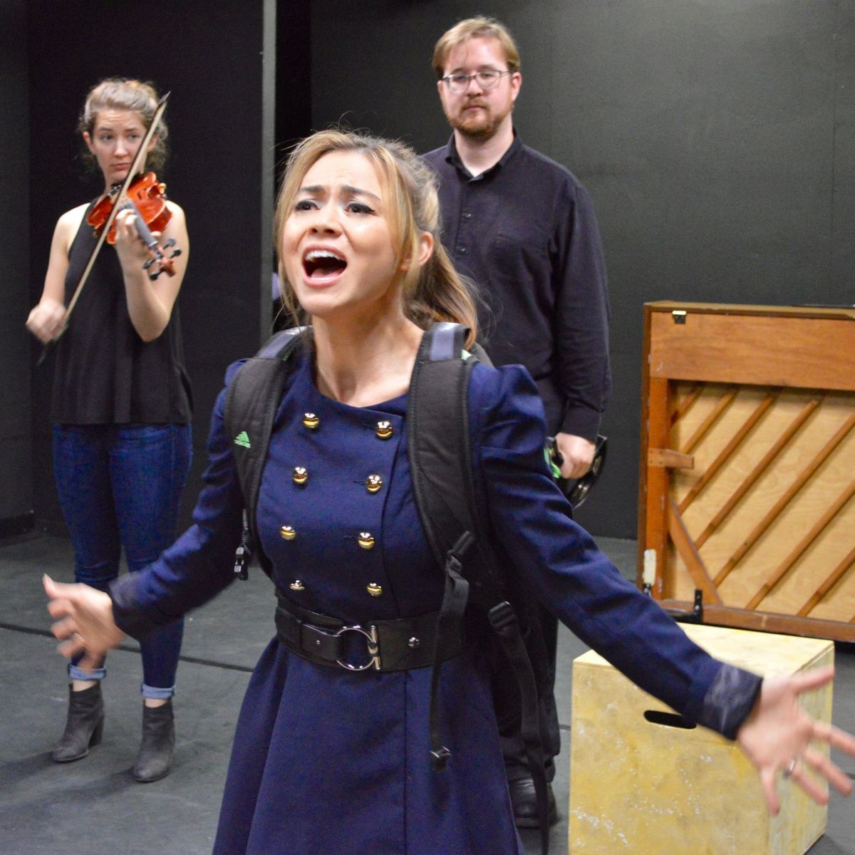 Kimbirdlee Fadner as enraged Ms. McPheeters in "Droning On"