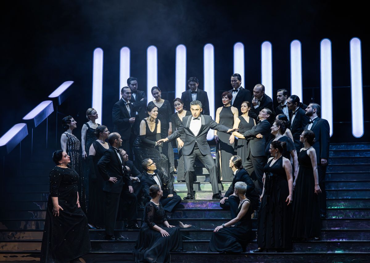 Seymur Karimov, Ensemble, Opernchor   Sylvain Guillot