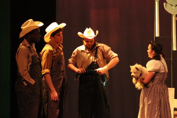 Dorothy and the Farm Hands 8