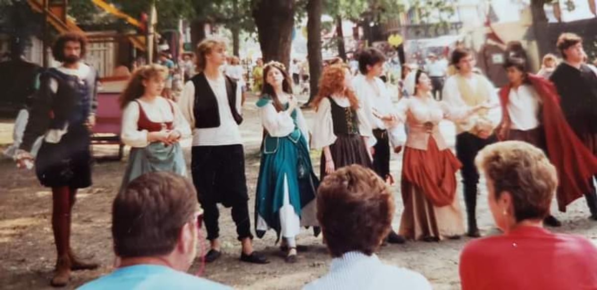 EXCALIBER SHAKESPEARE COMPANY OF CHICAGO FOUNDER DARRYL MAXIMILIAN ROBINSON IS PLEASED TO SHARE NOTES ON THE MEMBERS OF THE 1989 BRISTOL THEATRE ACADEMY WHO WOULD GRADUALLY EVOLVE INTO THE SHAKESPEAREAN PLAYERS OF THE BRISTOL AT THE 1989 BRISTOL RENAISSANCE FAIRE OF KENOSHA, WISCONSIN! A PUBLIC GRADUATION!: Peruse this photo from long ago below. Led on the far left by then highly-talented young character actor Charles Lotta as Sir Charles Xavier III, these are the fine and talented young people I had the joy to guide through the staging of seven selected scenes of the plays of the immortal Bard in my capacity as summer Director and Instructor of Shakespearean Theatre for the 1989 Bristol Theatre Academy, and who starting as participants and students, would evolve, to professionally display what they had learned during EVERY SINGLE SHOW WEEKEND OF THE 1989 BRISTOL RENAISSANCE FAIRE OF KENOSHA, WISCONSIN! I was proud to work with each and every one of them and they did me, The Faire and William Shakespeare's Scenes Proud. Back in the day, back in 1989, these fine and talented young people were THE SHAKESPEAREAN PLAYERS OF BRISTOL!

