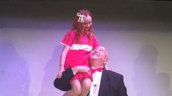 Karma Good and Ric Bertolotti as Annie and Oliver “Daddy” Warbucks. 4