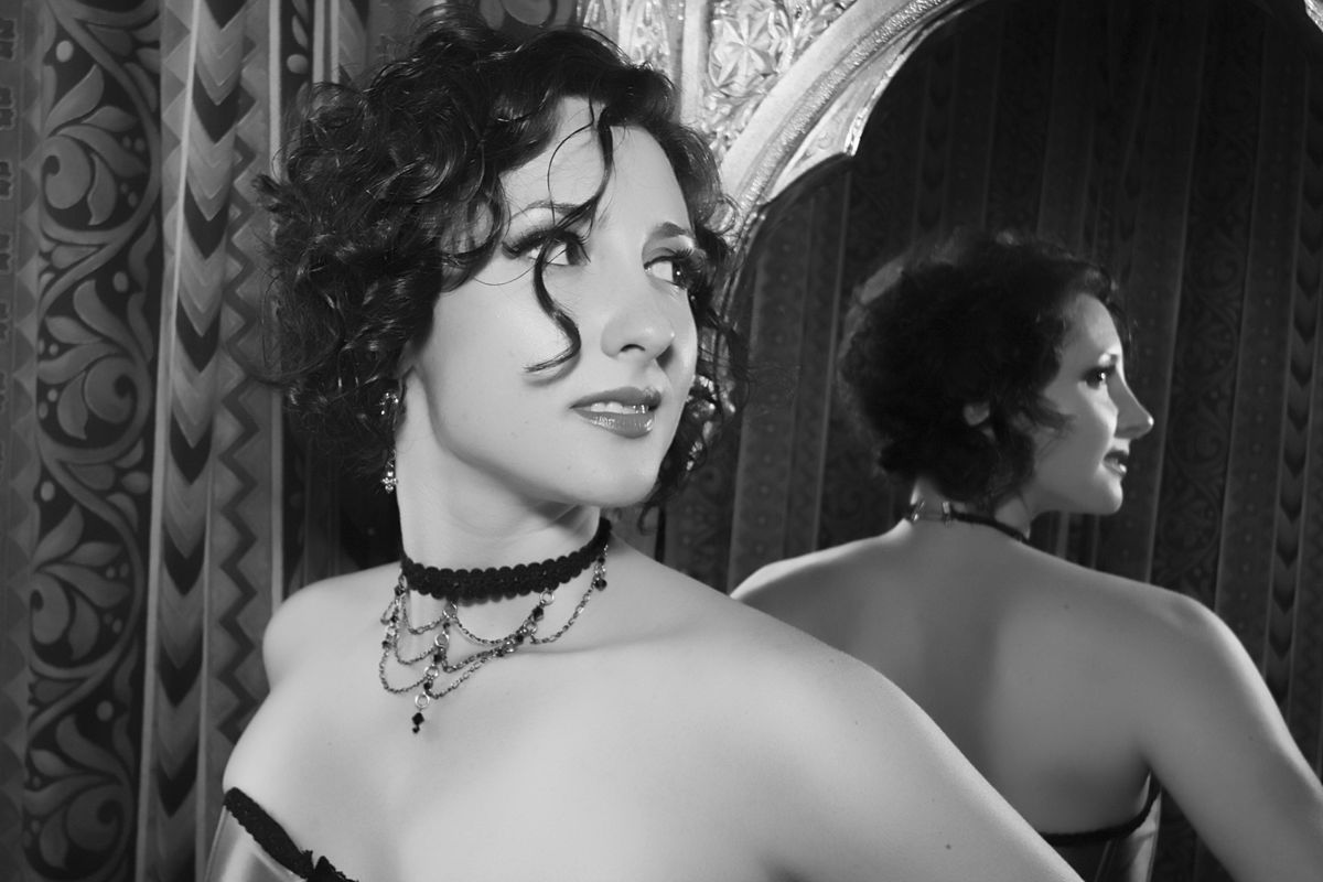 Official "Myriam Phiro: Becoming Marlene Dietrich" promo photo
