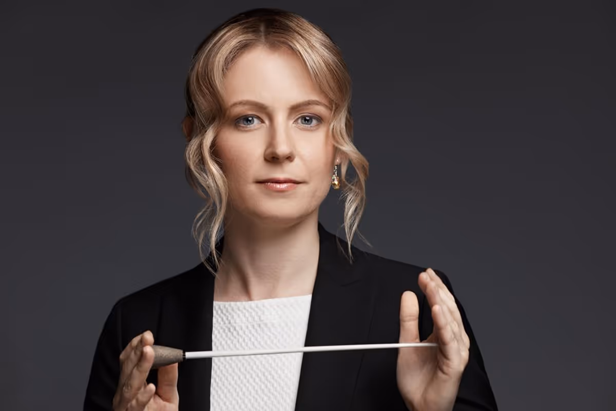 Gemma New, conductor Gemma New, conductor