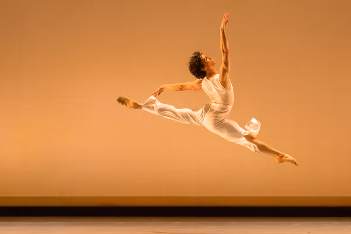 Kansas City Ballet Dancer Elliott Rogers in Caili Quan's world premiere of A Home Away. Photography by Brett Pruitt & East Market Studios. Kansas City Ballet Dancer Elliott Rogers in Caili Quan's world premiere of A Home Away. Photography by Brett Pruitt & East Market Studios.