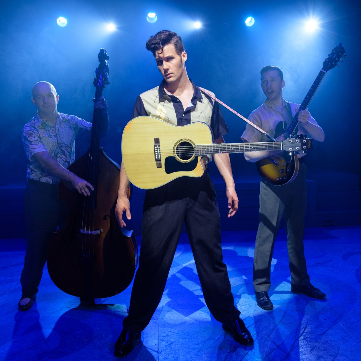 Elvis with band