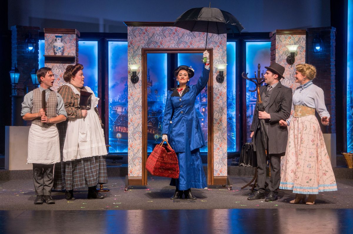 Mary Poppins, Mr. and Mrs. Banks, Mrs. Brill and Robertson Ay Mary Poppins, Mr. and Mrs. Banks, Mrs. Brill and Robertson Ay