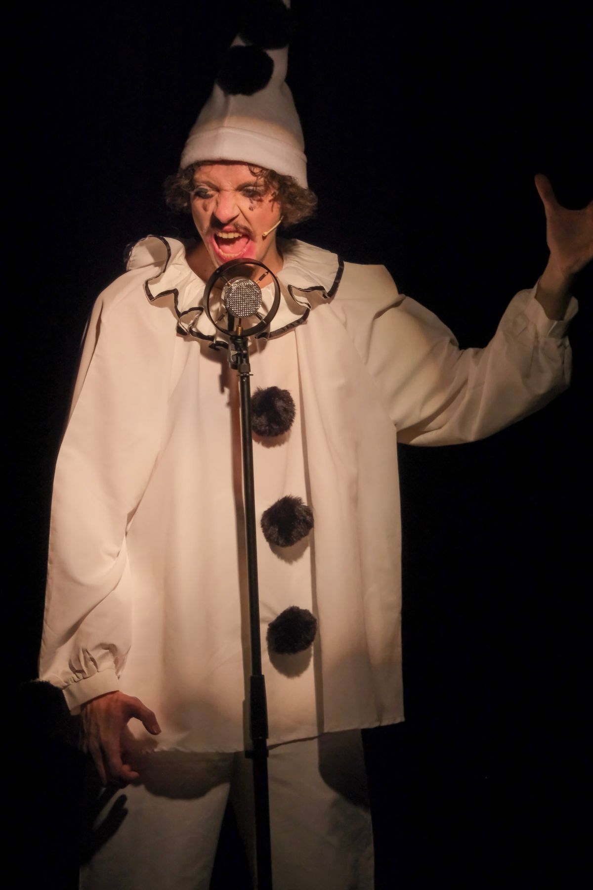 Austyn Myers as Emcee