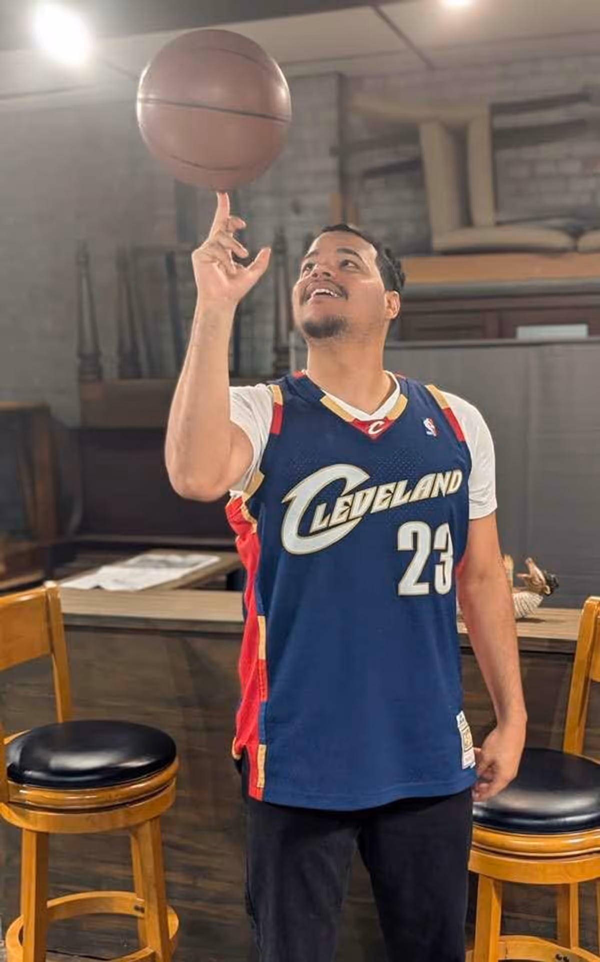 Mikael Dashawn brings to life basketball-loving Shawn in KING JAMES Mikael Dashawn brings to life basketball-loving Shawn in KING JAMES