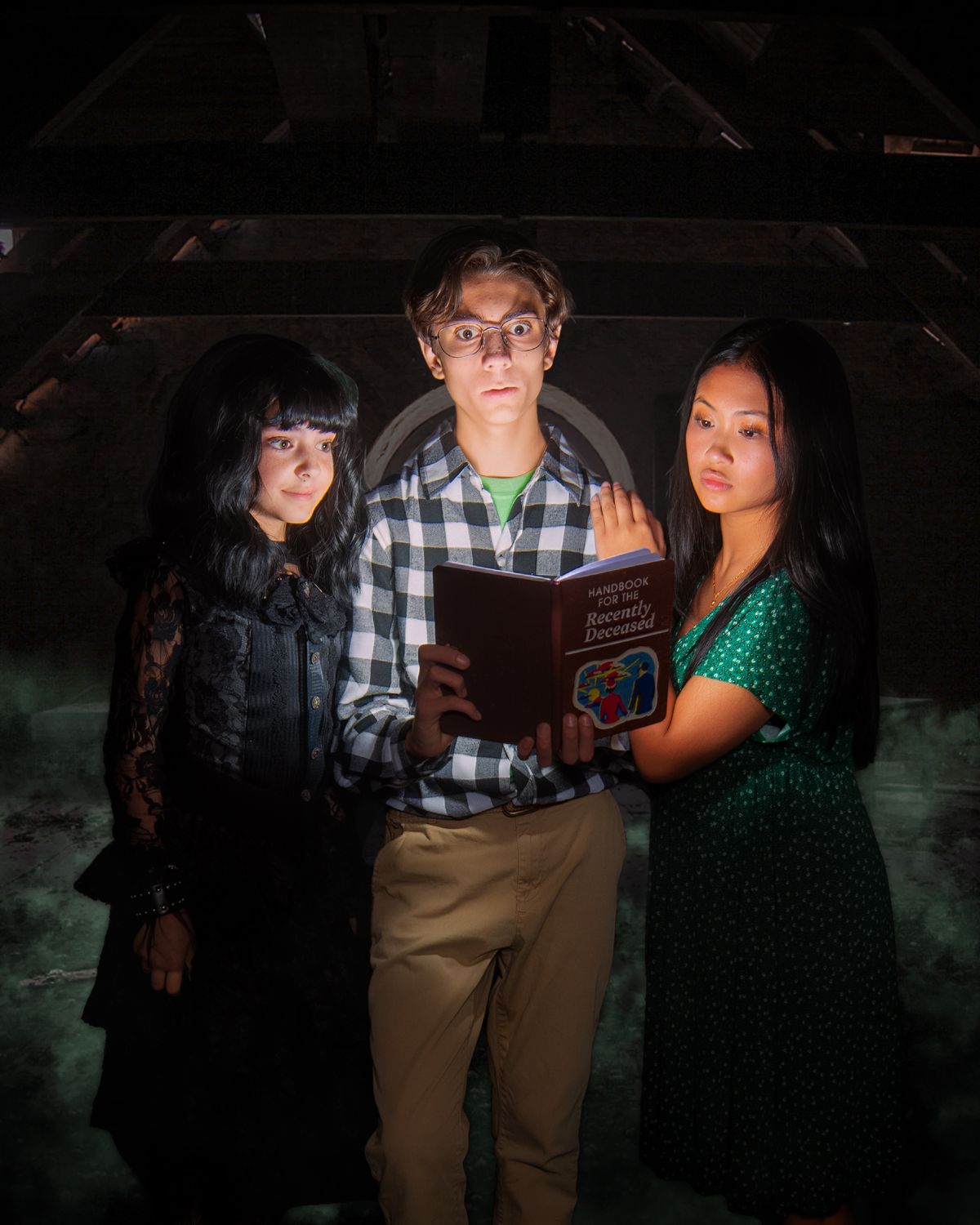 Beetlejuice JR
Conejo Players Theatre
Avery Cohan is Lydia Deetz
Logan Filippi is Adam Maitland
Dennise Sagrado is Barbara Maitland Beetlejuice JR
Conejo Players Theatre
Avery Cohan is Lydia Deetz
Logan Filippi is Adam Maitland
Dennise Sagrado is Barbara Maitland