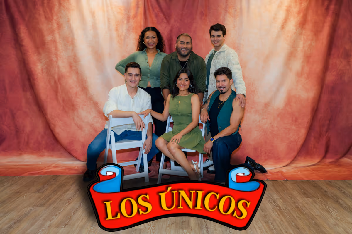 Cast of Los Únicos photo by Isaac Rodriguez Cast of Los Únicos photo by Isaac Rodriguez