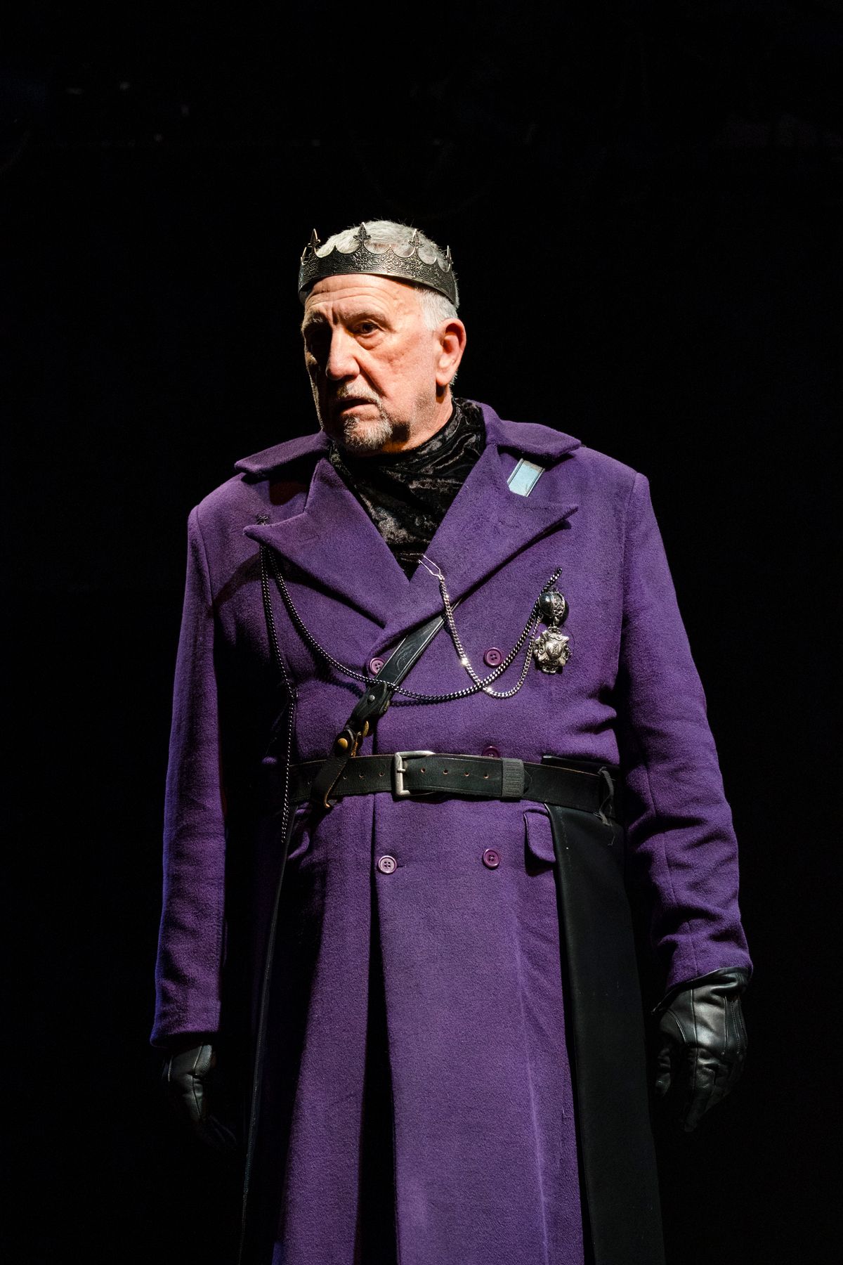 Scott Wentworth as Claudius. Photo by Avery Brunkus. Scott Wentworth as Claudius. Photo by Avery Brunkus.