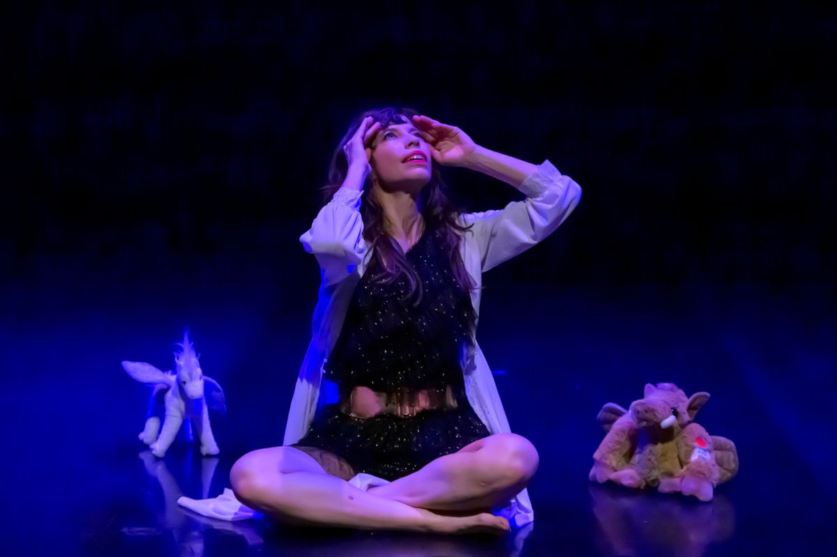 California-based choreographer and performer, Jessica Fudim, as Medusa with her children, Pegasus & Chrysaor in her dance-theater solo, Venomous, Sept 4 & 6, 2025 in the Cannonball hub of Philly Fring