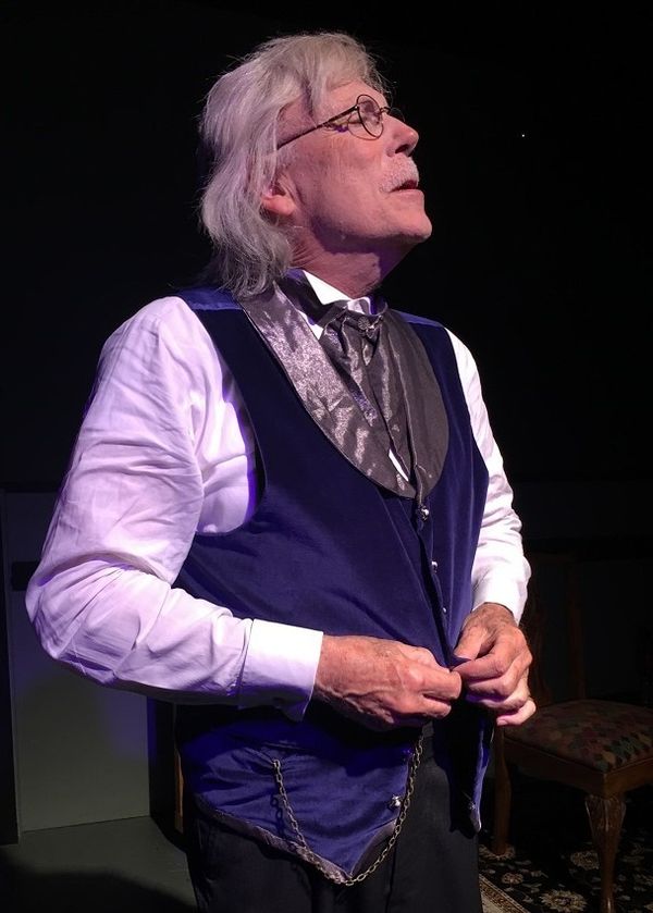 Chris DeCarlo as Sholom Aleichem in 