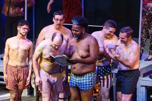 Photo by Alison Harbaugh of Sugar Farm Productions. 6