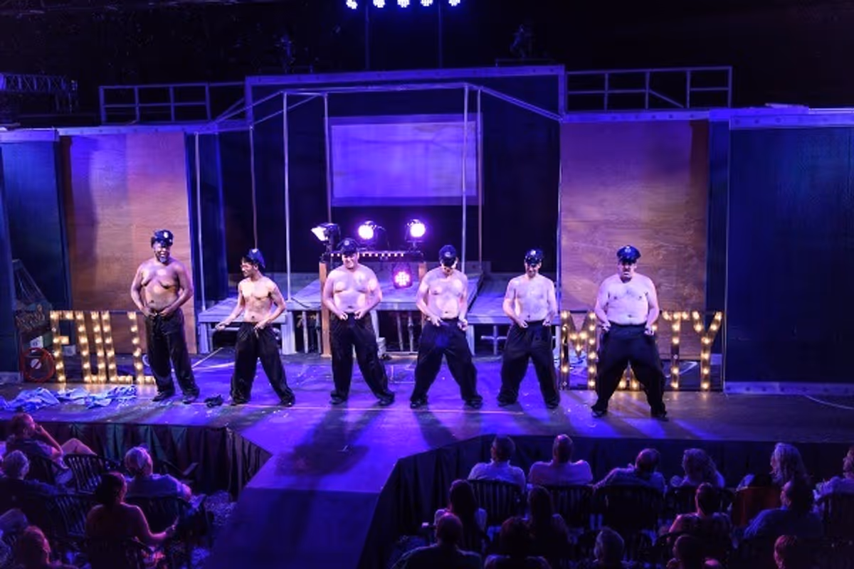 Photo by Alison Harbaugh of Sugar Farm Productions. Photo by Alison Harbaugh of Sugar Farm Productions.