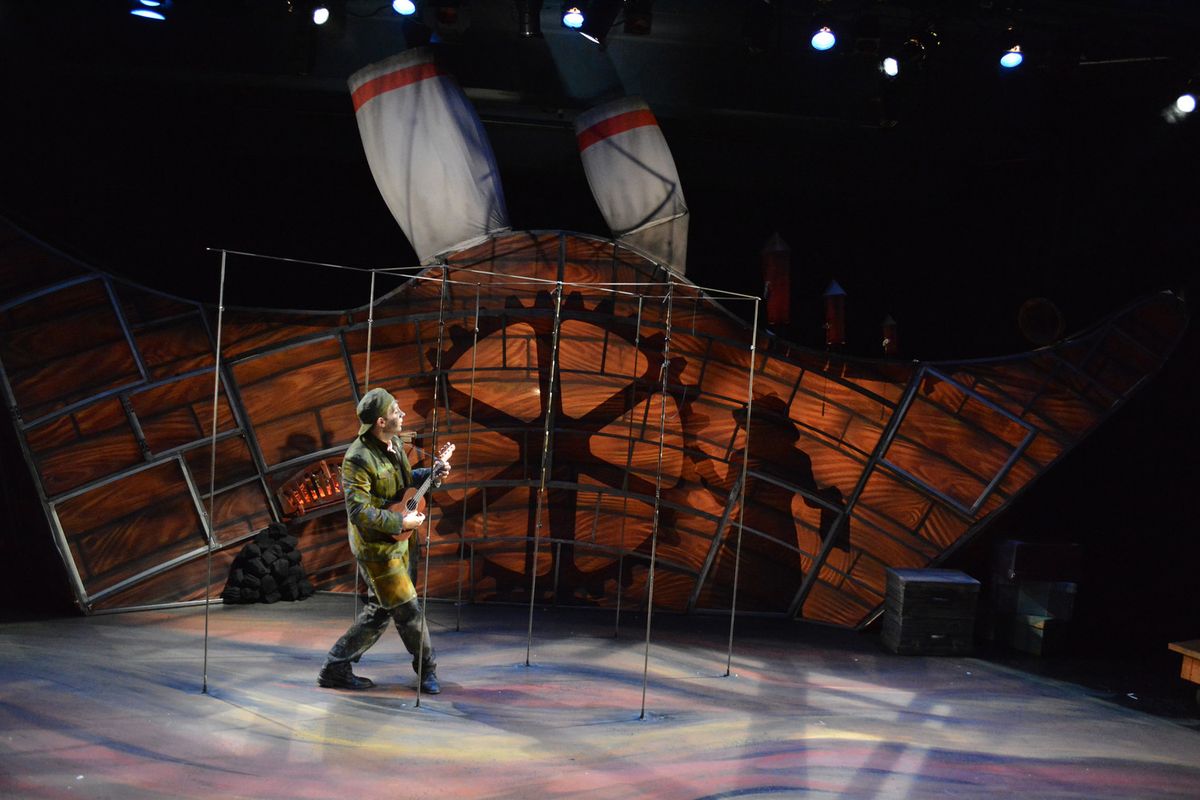 La Belle features actors Jim Vadala and Justine Davis. A story-within-a-story-within-a-ship! Photo by Jerry Mouawad. 