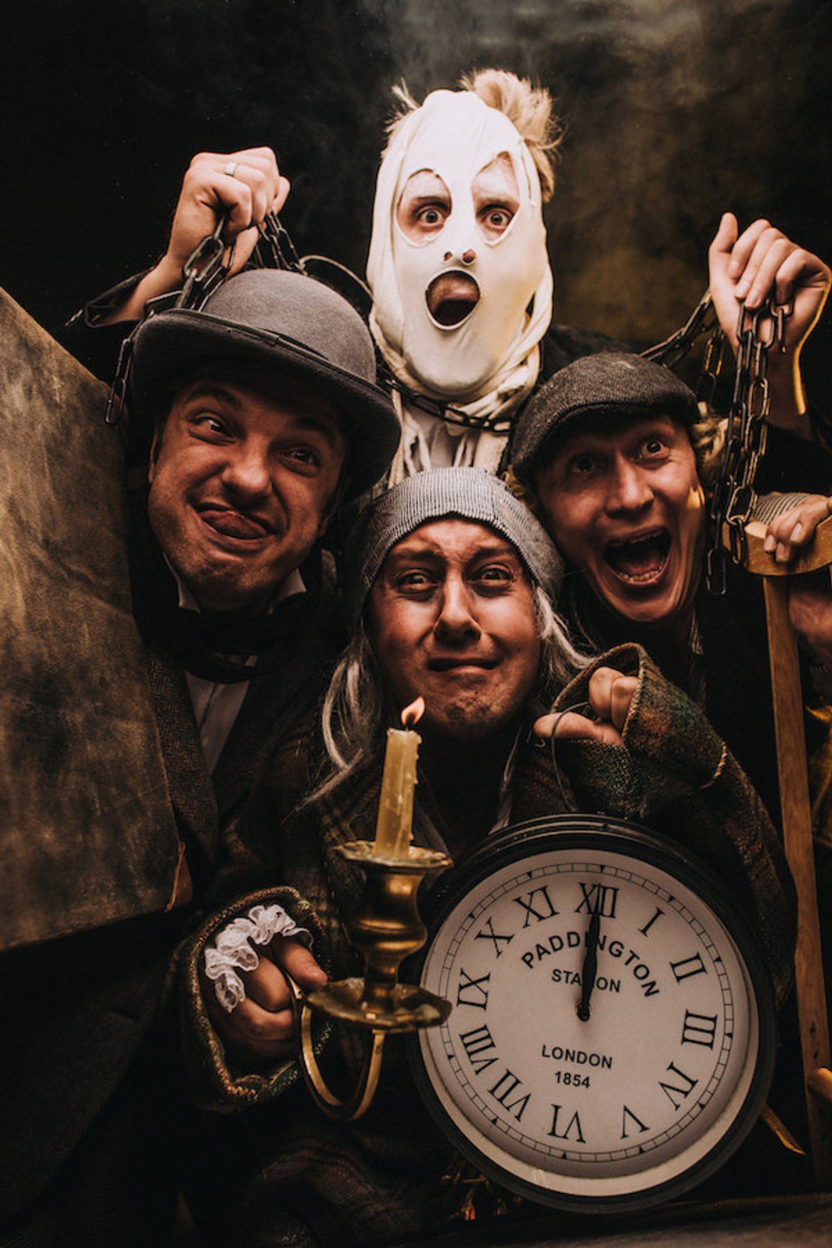 Le Navet Bete & Barbican Theatre present A Christmas Carol (photo credit Matt Austin) Le Navet Bete & Barbican Theatre present A Christmas Carol (photo credit Matt Austin)