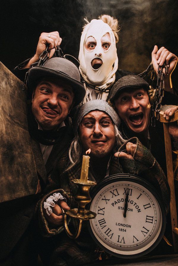 Le Navet Bete & Barbican Theatre present A Christmas Carol (photo credit Matt Austin)  2
