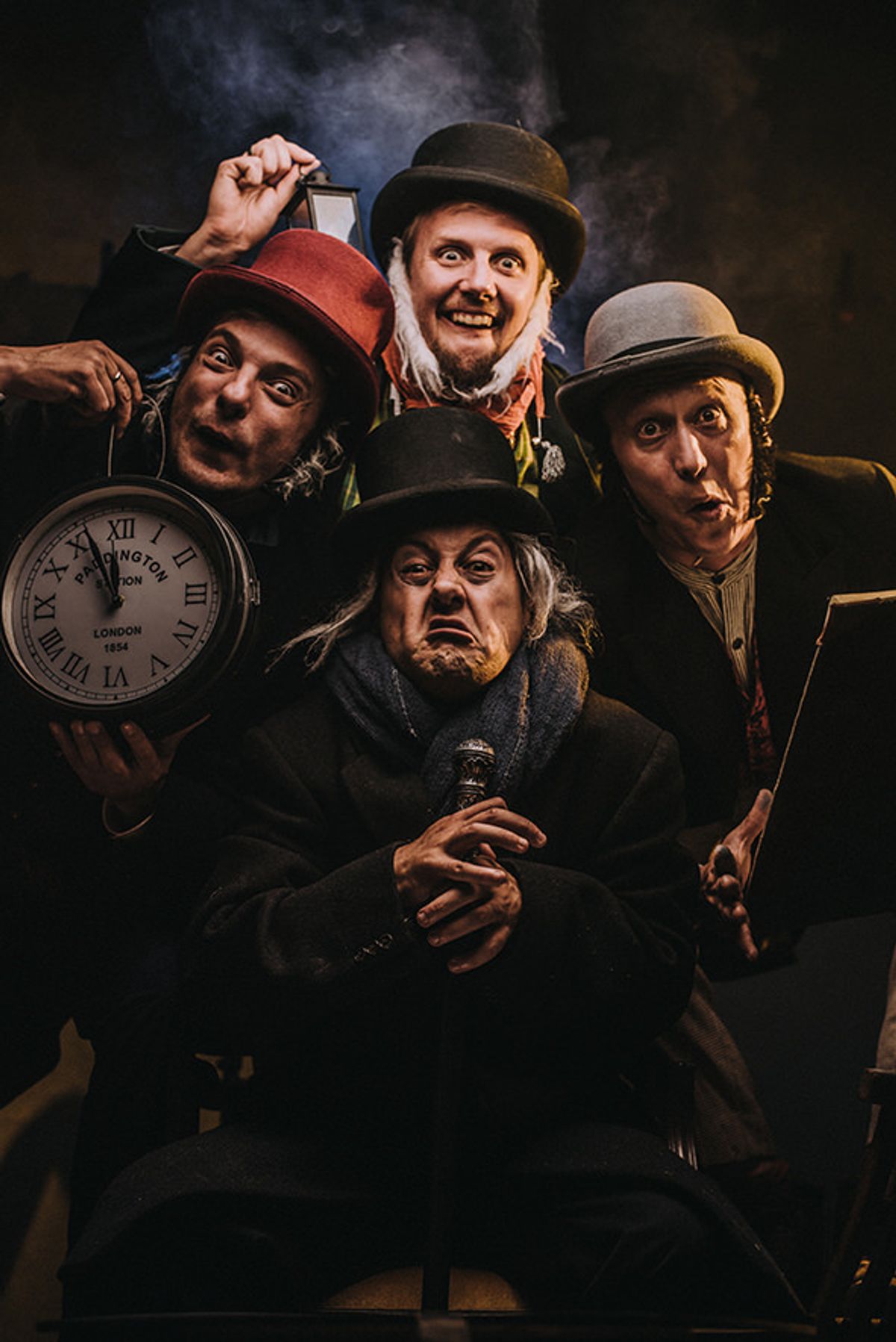 Le Navet Bete & Barbican Theatre present A Christmas Carol (photo credit Matt Austin) Le Navet Bete & Barbican Theatre present A Christmas Carol (photo credit Matt Austin)