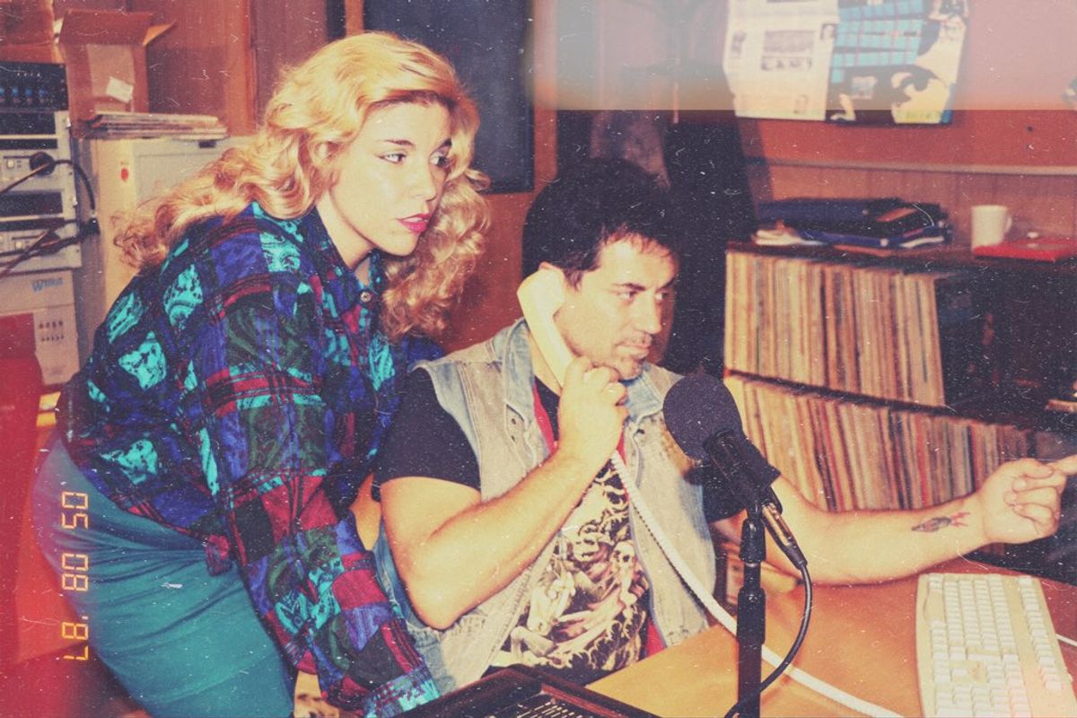 Linda (Elaitheia Quinn) & Stu (Alex Jackson) in Talk Radio at Theater on the Edge in Orlando, FL November 2019