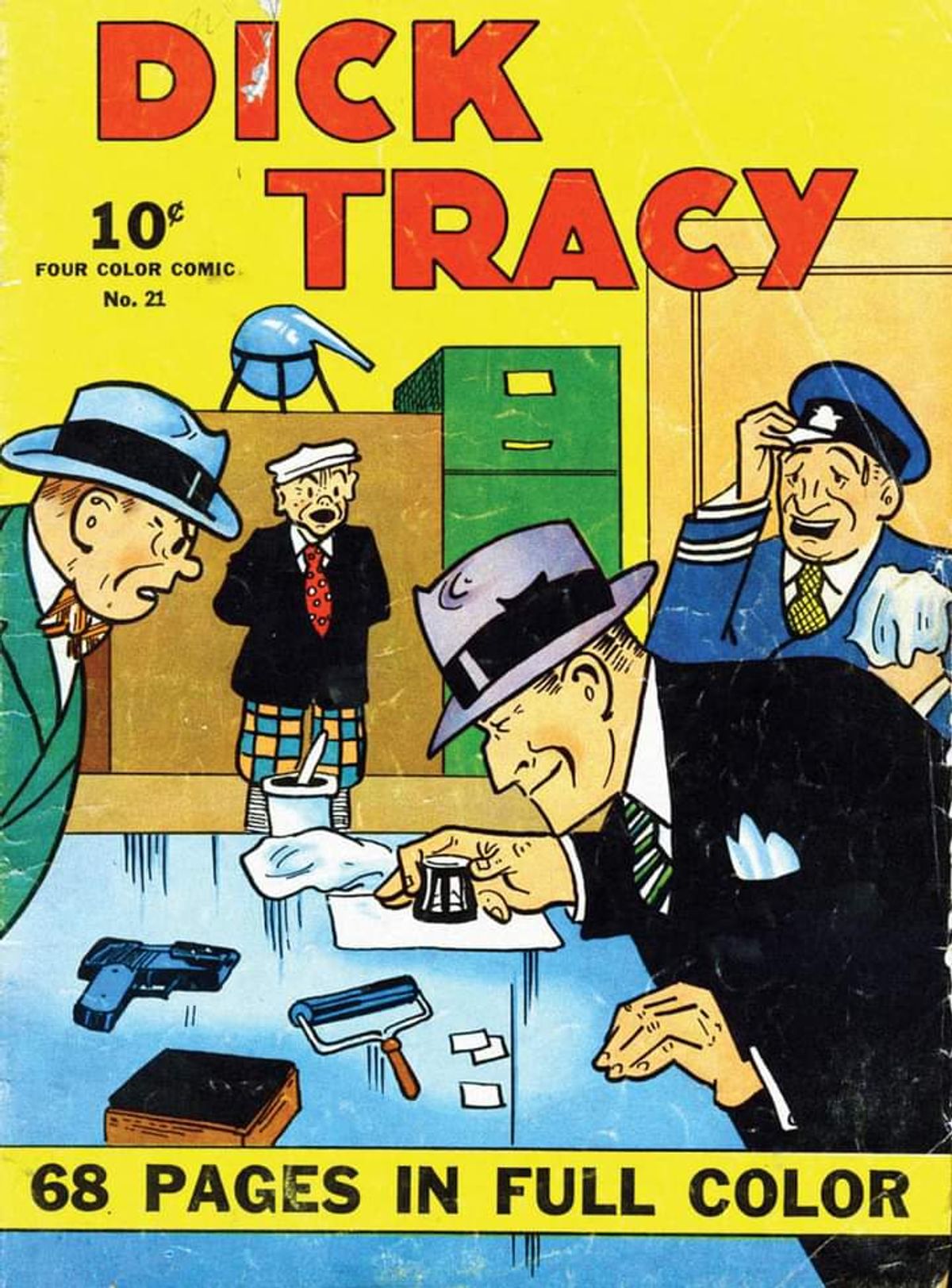 THE MAN WHO CAN SOLVE A CASE!: Cover of a classic Dick Tracy Comic Book illustrated by Chester Gould.
