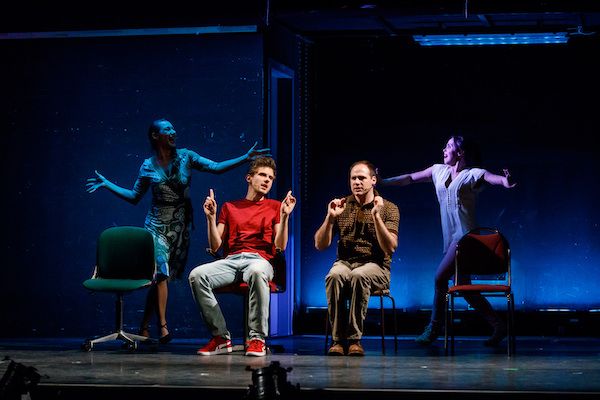 [titel der show] at Schmidtchen, Hamburg 
Photo by Morris MacMatzen © 2018 2