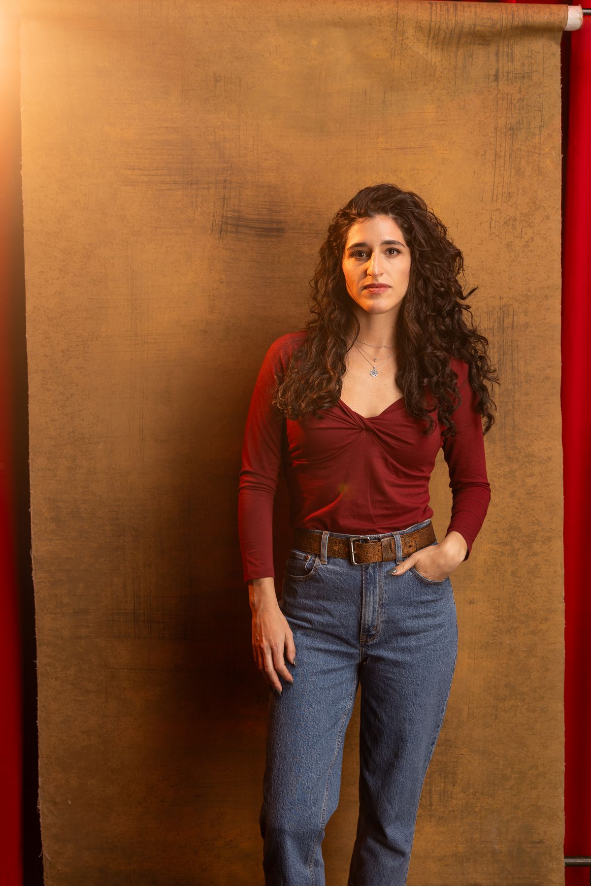Jennifer Apple as Dina in The Huntington and SpeakEasy Stage''s coproduction of The Band''s Visit. Directed by Paul Daigneault. Playing at the Huntington Theatre (Nov 10 - Dec 17). Photo by Nile Hawver.