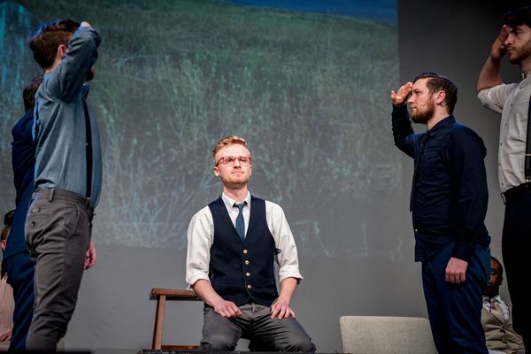 The Union and Confederate soldiers in Servant Stage Company's THE CIVIL WAR (Photo credit: Sheri Niven Photography). 2