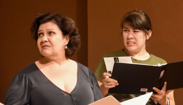 Rebecca Smith & Nia Rez 1