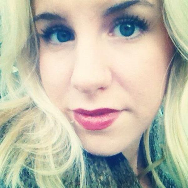 Ashley Nicastro (Carrie White) is honored to be a part of such an incredible production with the most supportive cast she's ever been a part of. She's been blessed to play a variety of amazing characters, her favorites including Anita (West Side Story), Cassie (A Chorus Line), Wendla (Spring Awakening), Sheila (Hair), and Magenta (The Rocky Horror Show). Thanks goes to Jon, Diane, Gabi, and Eddie for all that they've done for this show. An extremely large thanks to Mikey, JoJo, Em, and especially Tony for their unconditional love and support on and off stage. Special thanks to my Jared, forever and always. 6