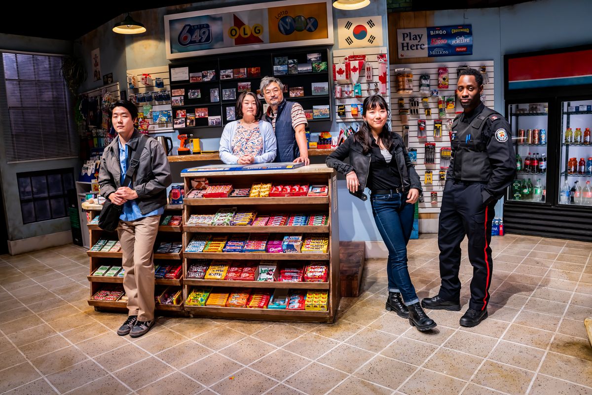 Ryan Jinn, Esther Chung, Ins Choi, Kelly Seo, and Brandon McKnight in Kim?s Convenience (2025). A Soulpepper Production in association with American Conservatory Theater & Adam Blanshay Productions. P