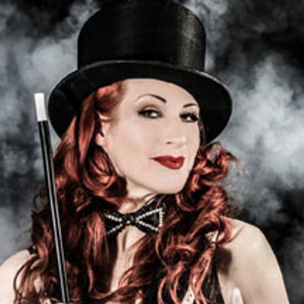 Featured Burlesque Artist BURGUNDY BRIXX 3