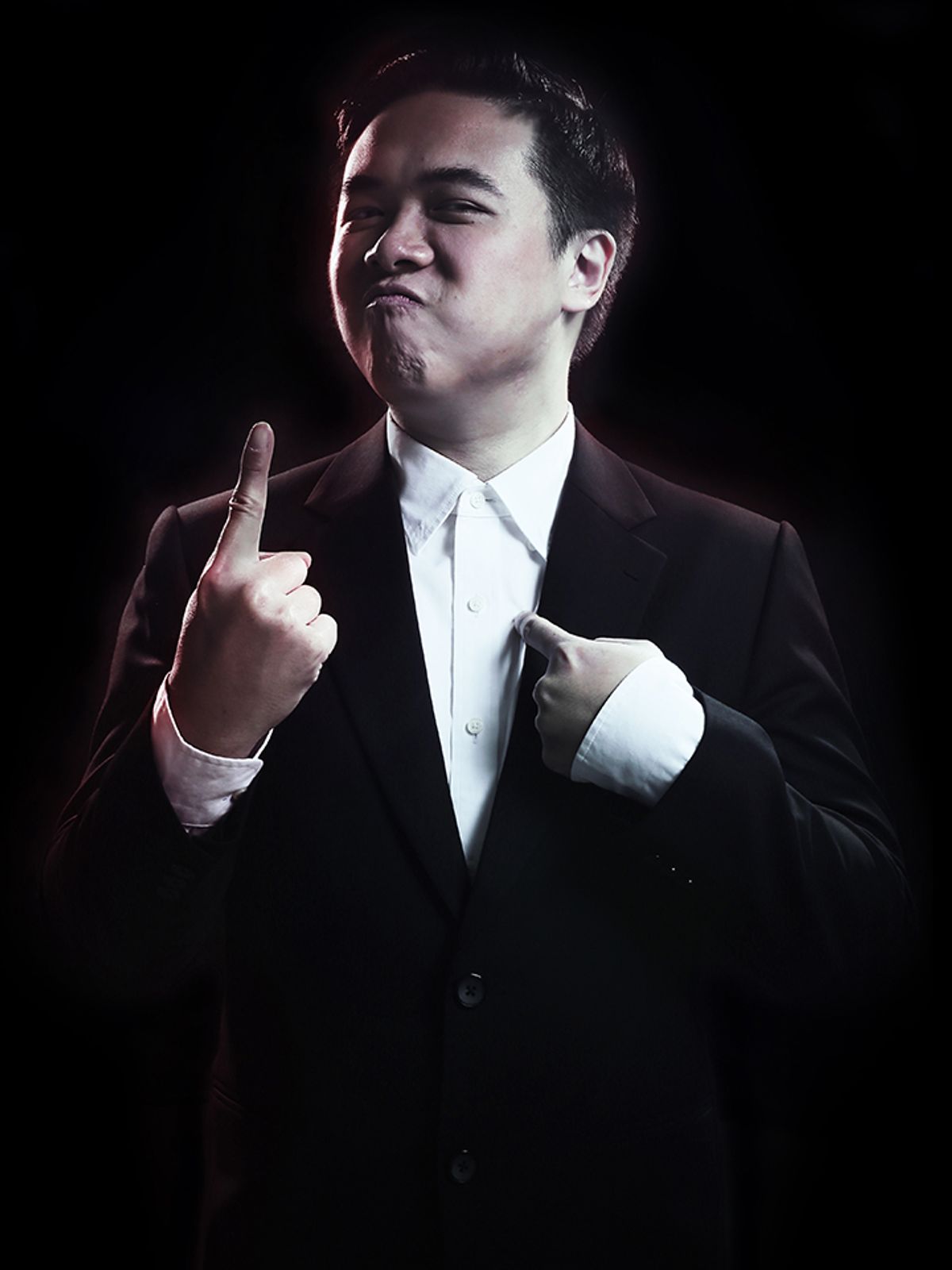 Brian Cheong as Derek