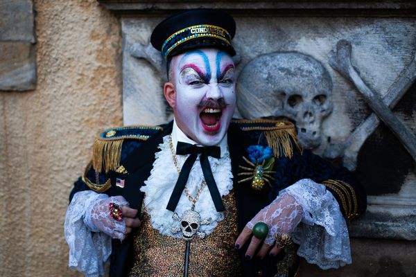 "Dandy Darkly's All Aboard!" 2