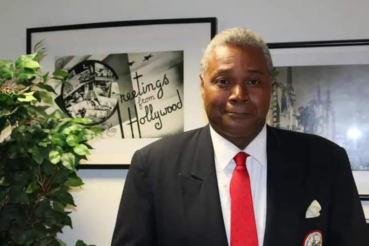 Chicago Joseph Jefferson Citation Award Winner and Veteran Stage Actor And Play Director Darryl Maximilian Robinson is currently celebrating his 50th anniversary as an American Stage Performer. Chicago Joseph Jefferson Citation Award Winner and Veteran Stage Actor And Play Director Darryl Maximilian Robinson is currently celebrating his 50th anniversary as an American Stage Performer.