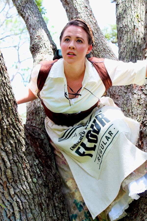 Taryn Holzhauer as The Baker's Wife 4