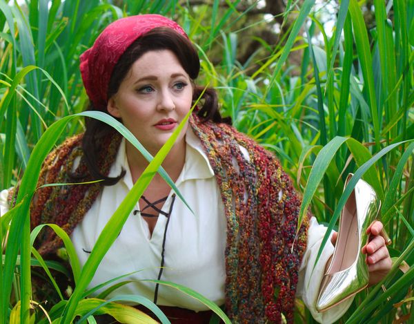 Lisa Prieto as Cinderella 6