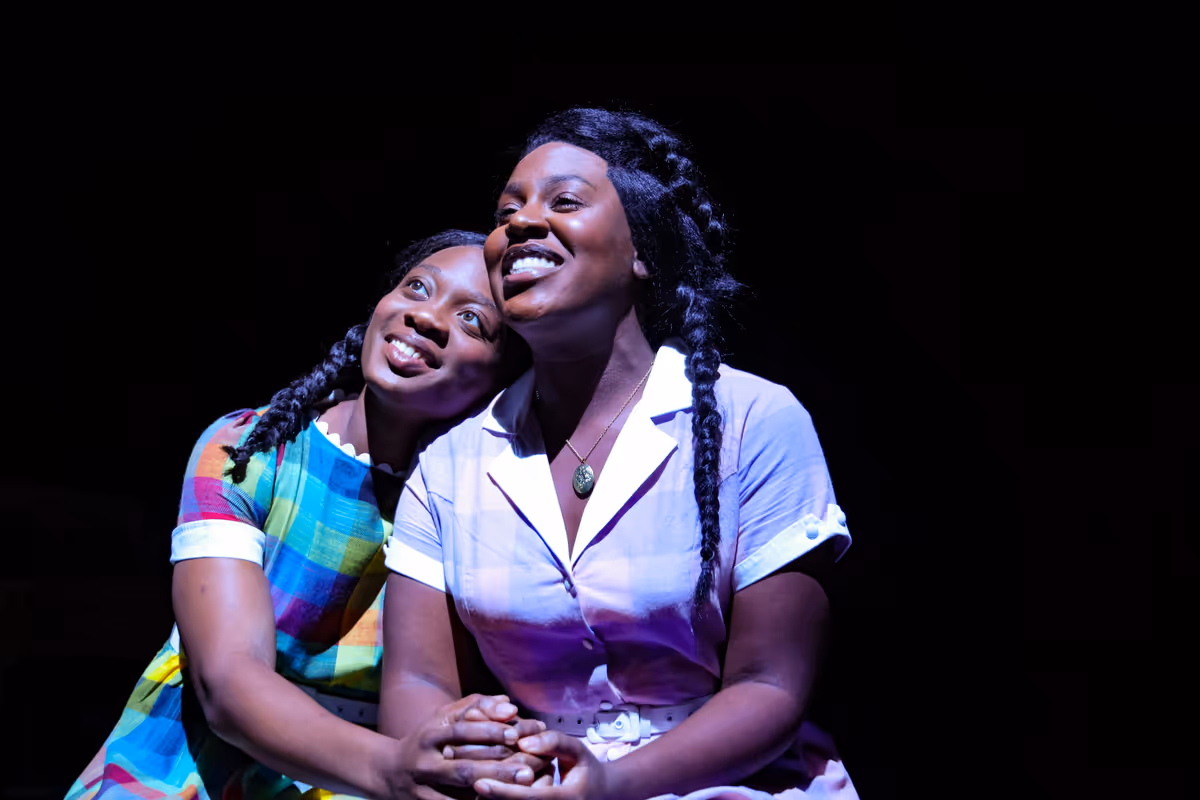 Mengwe Wapimewah and Jadah Johnson. Photo by HuthPhoto.