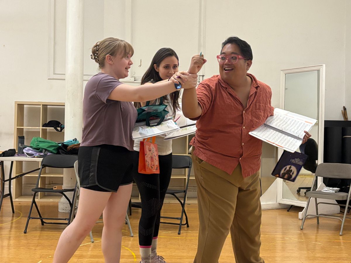 Annika Stenstedt, Emily Rose Unnasch, Juan Castro (PC: Colleen Gold) Annika Stenstedt, Emily Rose Unnasch, Juan Castro (PC: Colleen Gold)