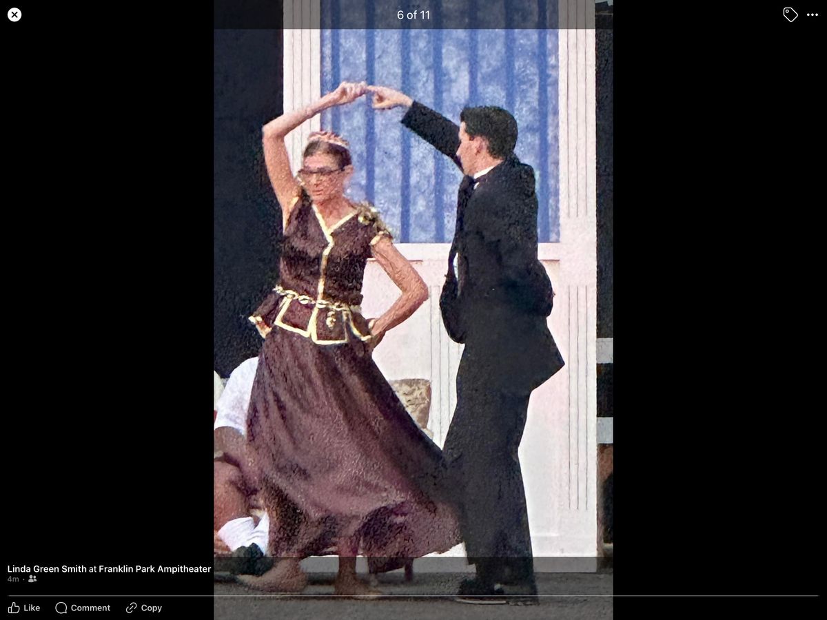 Dancing Dancing