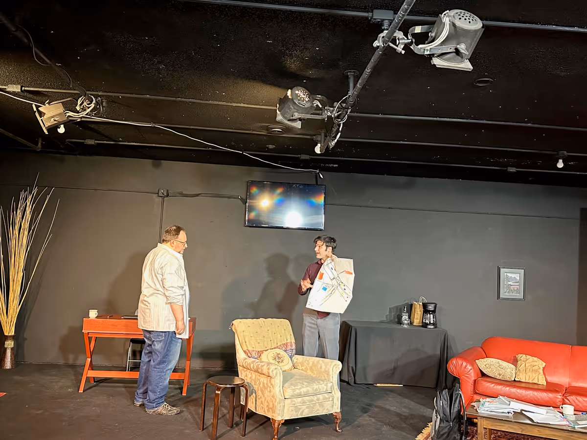 Jay Burns as JOHN D''AGATA and Justin Stewart as JIM FINGAL