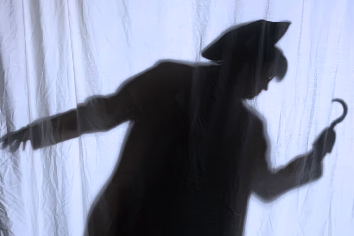 Julianne Kastner is Maggie Wratten in Pier Players Theatre Company s I Think We re Lost. (Photo by Julianne Kastner) Julianne Kastner is Maggie Wratten in Pier Players Theatre Company s I Think We re Lost. (Photo by Julianne Kastner)