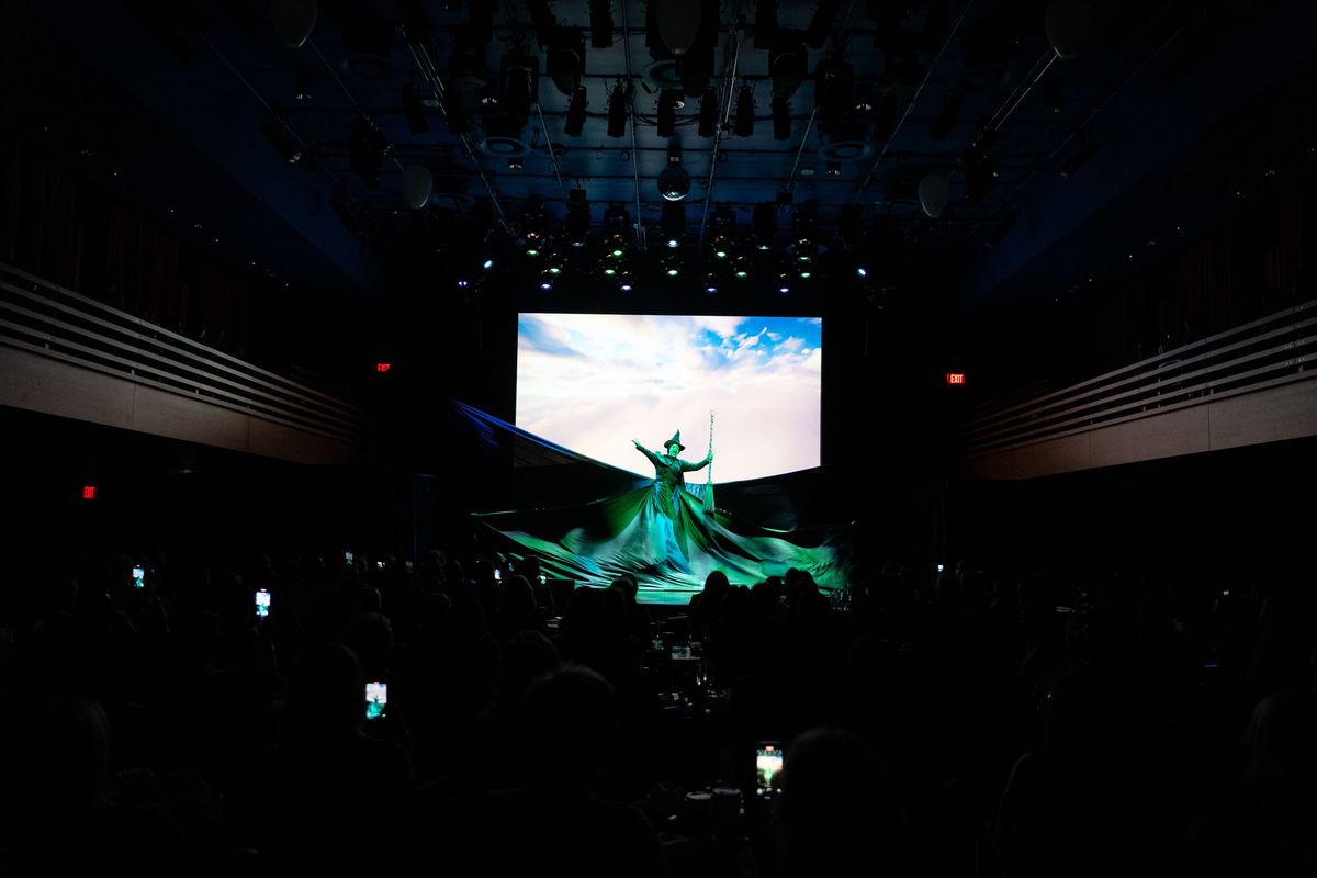 Broadway Divas Drag Show at the Segerstrom Center for the Arts - Leeko Rae