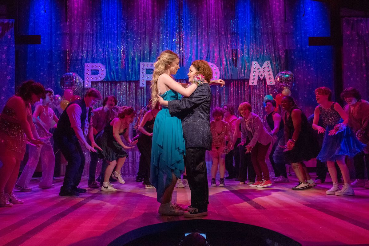 It''''s Time to Dance McKenna Hassel as Alyssa Greene, Alicia Diaz-Valls as Emma Nolan It''''s Time to Dance McKenna Hassel as Alyssa Greene, Alicia Diaz-Valls as Emma Nolan