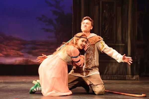 Full Company - Photo by Jeff Bellante 6